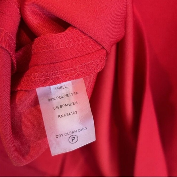 Macy's Red CALVIN KLEIN Keyhole Neck Sleeveless Fitted Sheath Dress Size 2 - Picture 10 of 10